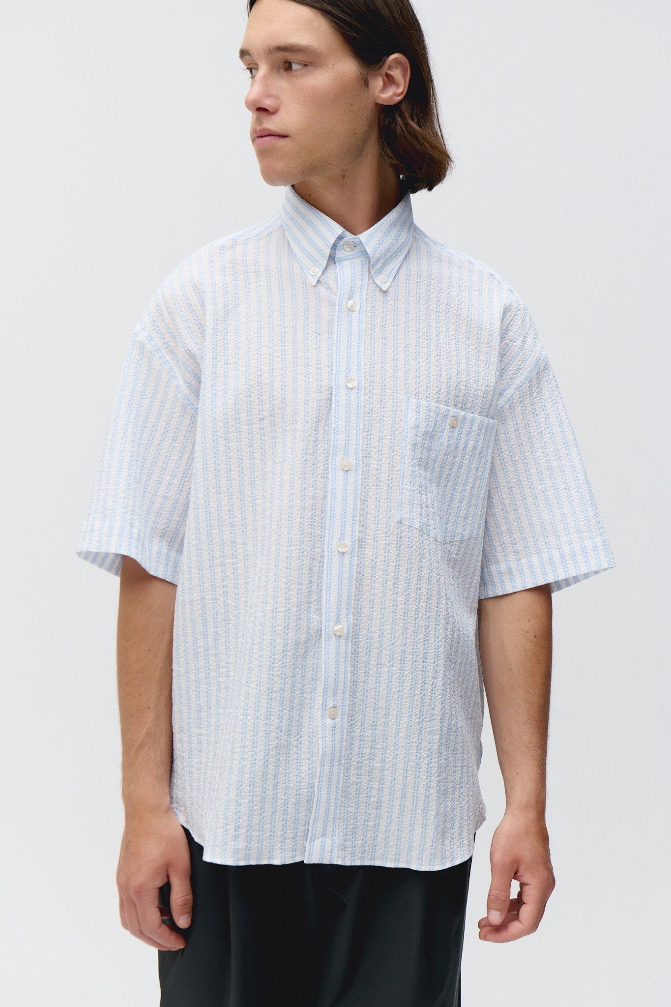short sleeve baggy shirt seersucker